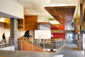 M-Pershing-Square-Signature-Theater_cred-cDavid-Sundberg_Esto_full-e1349575041160
