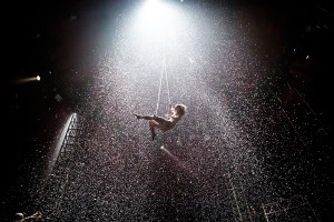 No Fit State Circus perform Bianco at the Edinburgh Fringe Festival. ¬©Richard Davenport 13