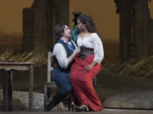 Matthew Polenzani and Pretty Yende in Donizetti’s “L’Elisir d’Amore” at the Metropolitan Opera.