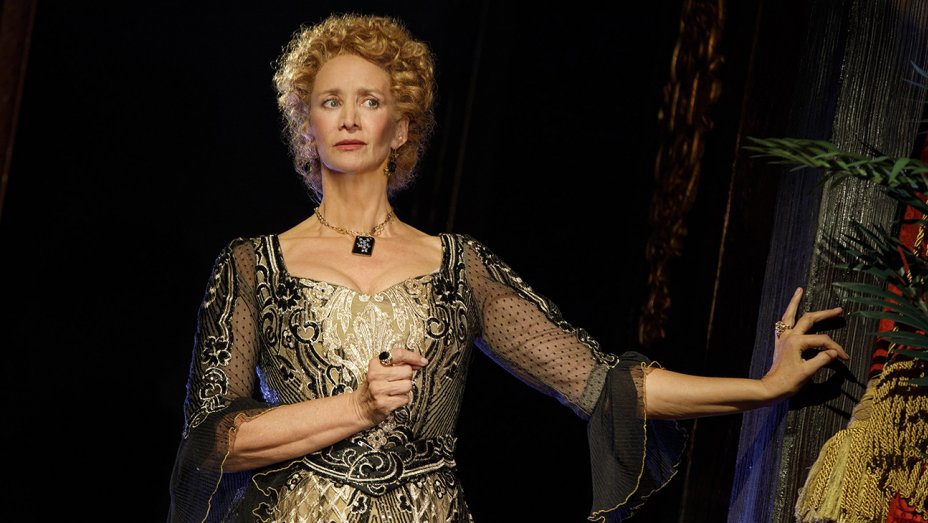 Janet McTeer in Roundabout Theatre Company's production of "Bernhardt/Hamlet" by Theresa Rebeck at the American Airlines Theatre. Photo by Joan Marcus.