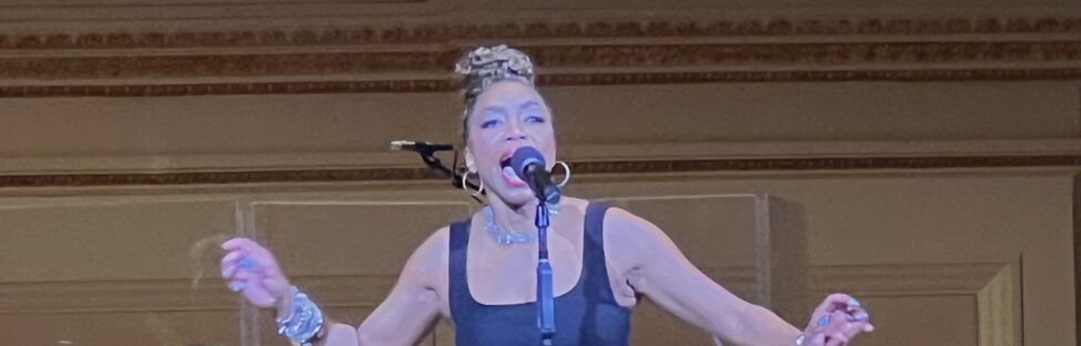 THE HANGOVER REPORT – Tony-winner HEATHER HEADLEY astounds at Carnegie Hall with an electrifying concert THE HANGOVER REPORT – Tony-winner HEATHER HEADLEY astounds at Carnegie Hall with an electrifying concert