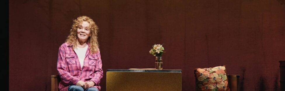 THE HANGOVER REPORT – Jean Smart cuts deep as an aspiring writer in Jamie Wax’s otherwise pedestrian solo show CALL ME IZZY