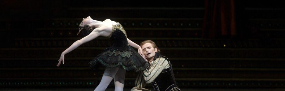 THE HANGOVER REPORT – Chloe Misseldine absolutely stuns in American Ballet Theatre’s traditional, well-worn production of SWAN LAKE