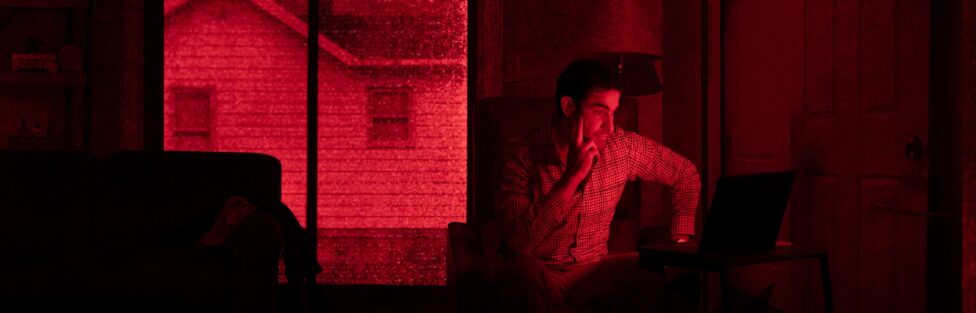 THE HANGOVER REPORT – John Krasinski slyly plays the victim in ANGRY ALAN, Penelope Skinner’s observant new play about masculinity
