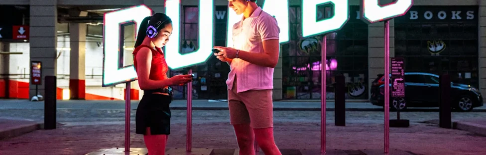 VIEWPOINTS – Immersive theater roundup: Role playing in Bated Breath’s probing DIRTY BOOKS, spying intimacies against the vistas of DUMBO in THE CIRCUIT